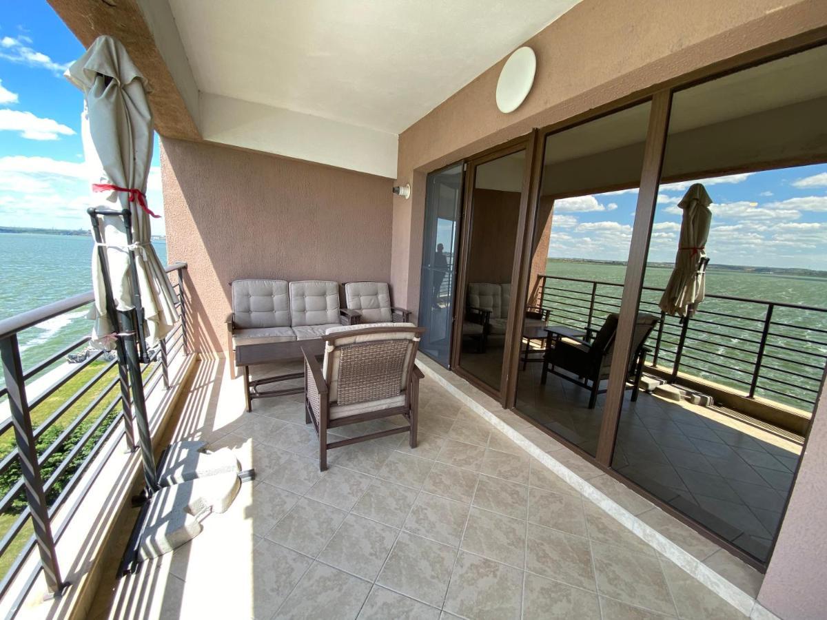Amazing View Apartment Mamaia Exterior photo