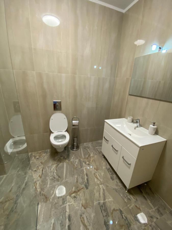 Amazing View Apartment Mamaia Exterior photo