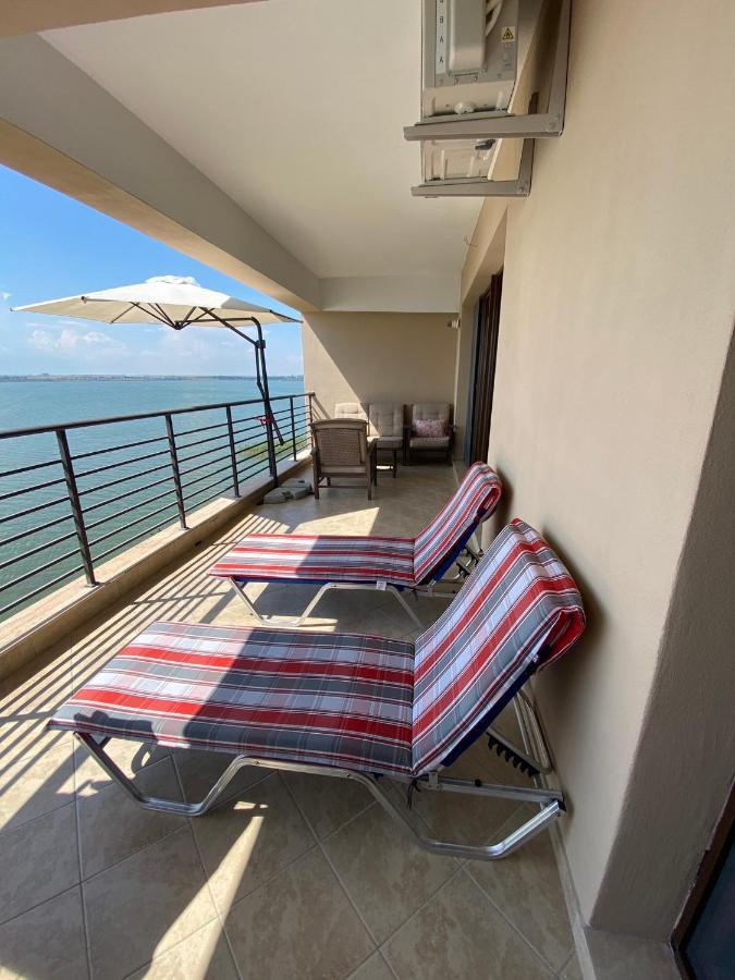Amazing View Apartment Mamaia Exterior photo