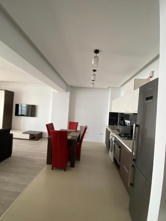 Amazing View Apartment Mamaia Exterior photo